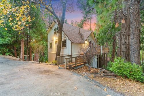 414 Grass Valley Rd, Lake Arrowhead, CA, 92352 | Card Image