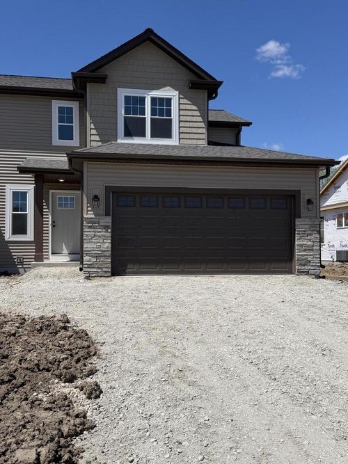 754 Pleasant Park Court, Johnson Creek, WI, 53038 | Card Image
