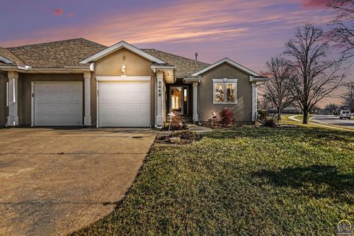 2448 Sw Golf View Ct, Topeka, KS, 66614-5641 | Card Image