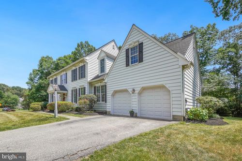 319 Carlyn Dr, Severna Park, MD, 21146-2110 | Card Image