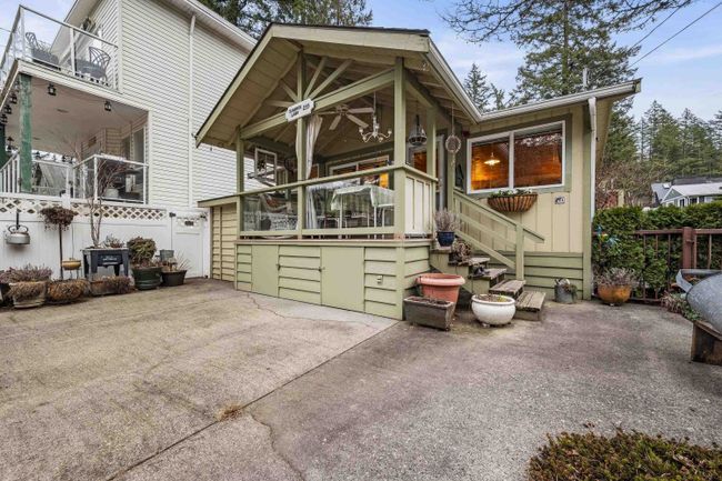 255 First Avenue, House other with 2 bedrooms, 1 bathrooms and 2 parking in Cultus Lake BC | Image 5