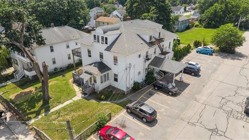 82 Pond St, West Warwick, RI, 02893-5839 | Card Image