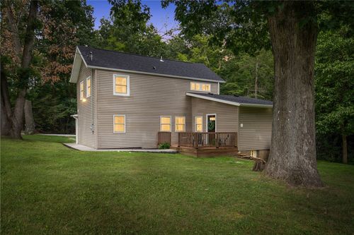 480 Freeman Falls Rd, Acme, PA, 15610-2211 | Card Image