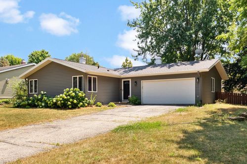 1 Keighley Circle, MADISON, WI, 53719 | Card Image