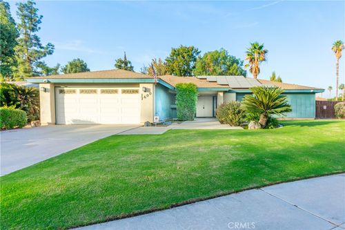 7600 Eastlorne Ct, Bakersfield, CA, 93309-4236 | Card Image