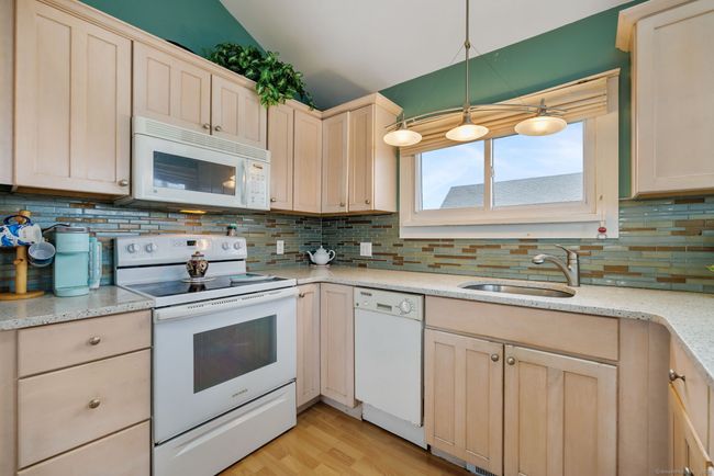 7 Dolphin Ave, House other with 1 bedrooms, 1 bathrooms and null parking in Westbrook CT | Image 21