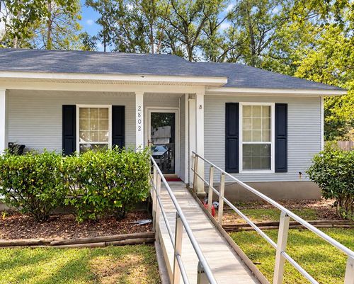 2802 Fawnwood Cir, Valdosta, GA, 31602 | Card Image
