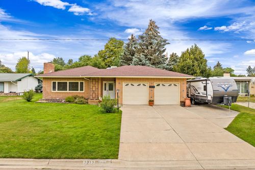 2212 Beech Dr, Great Falls, MT, 59404-3511 | Card Image