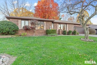 105 Oxford Road, House other with 3 bedrooms, 3 bathrooms and null parking in Springfield IL | Image 2