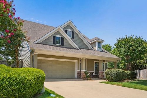 150 Fall Crk, Grapevine, TX, 76051-8245 | Card Image