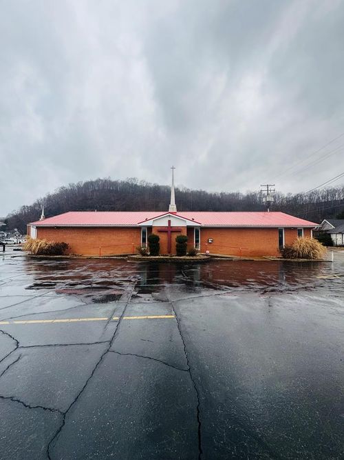 517 Harding Ave, Portsmouth, OH, 45662-5420 | Card Image