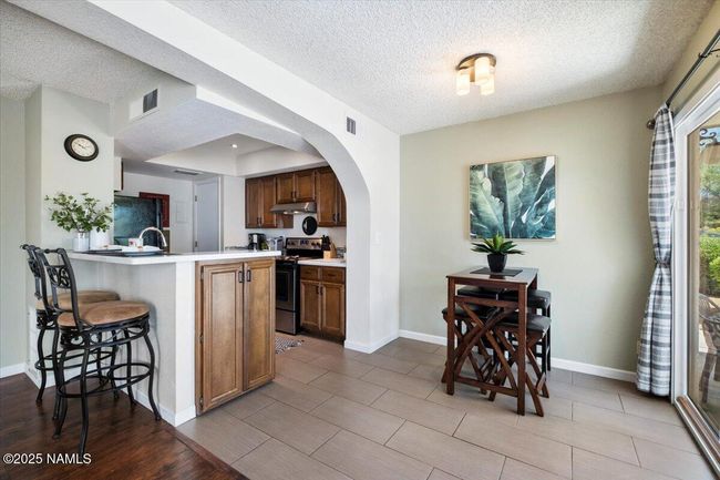 811 E Eugie Ave, Townhouse with 2 bedrooms, 2 bathrooms and null parking in Phoenix AZ | Image 14