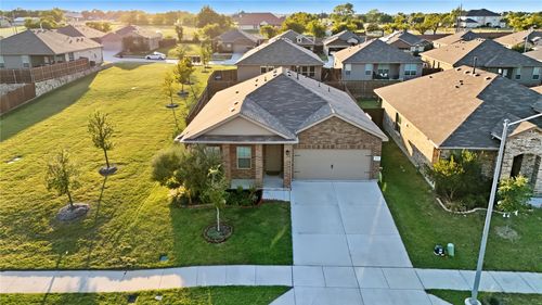 8313 Twisted Pine Way, Fort Worth, TX, 76131-2561 | Card Image