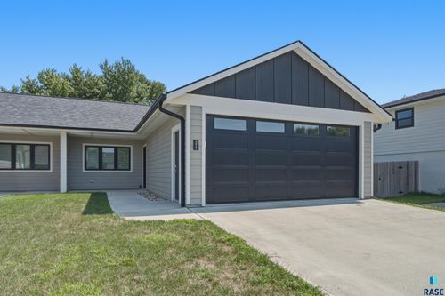 311 S Annway St Street, Humboldt, SD, 57035 | Card Image