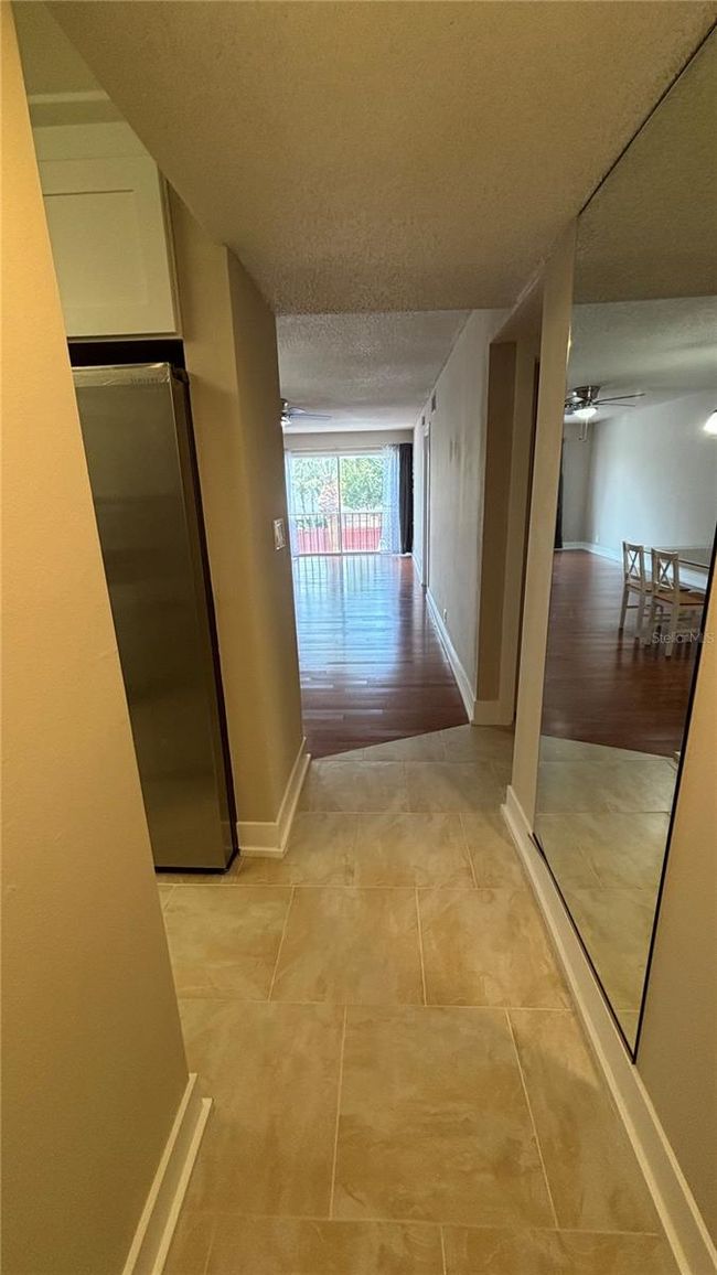 APT-210 - 2763 Woodgate Ln, Condo with 2 bedrooms, 2 bathrooms and null parking in SARASOTA FL | Image 4