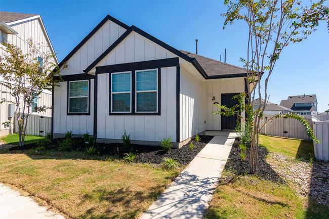 350 Fabion St, House other with 4 bedrooms, 2 bathrooms and 4 parking in Kyle TX | Image 24