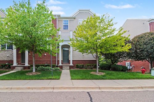 27971 Middleton Dr, Novi, MI, 48377-2575 | Card Image