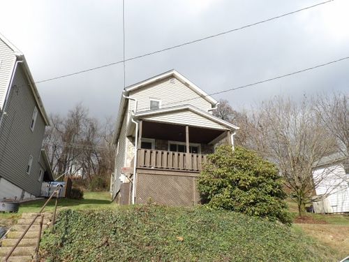 1019 Arlington Ave, Jeannette, PA, 15644-1516 | Card Image