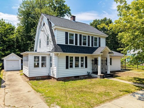 32 Marsden St, Springfield, MA, 01109-1615 | Card Image