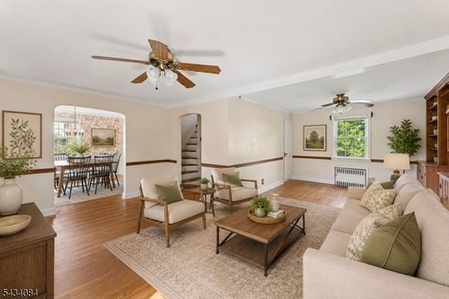 11 Kempshall Ter, Fanwood, NJ, 07023-1515 | Card Image