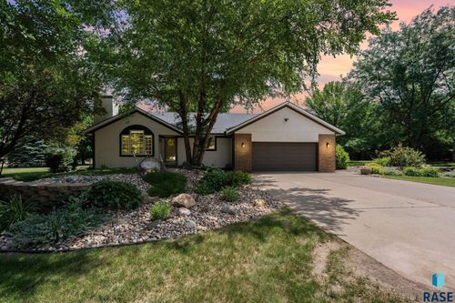 26986 Cactus Pl, Sioux Falls, SD, 57108-8112 | Card Image