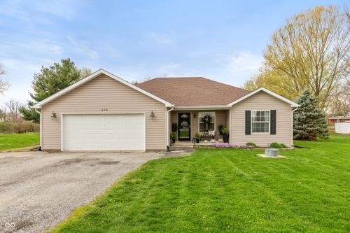 204 S Hougland St, Trafalgar, IN, 46181-8726 | Card Image
