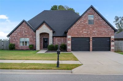 900 Sunset Lane, House other with 3 bedrooms, 2 bathrooms and null parking in Centerton AR | Image 1