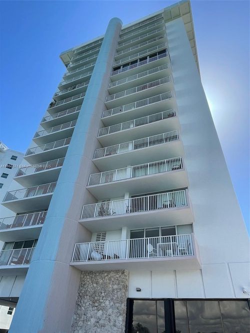 apt-5h-5838 Collins Ave, Miami Beach, FL, 33140-2264 | Card Image