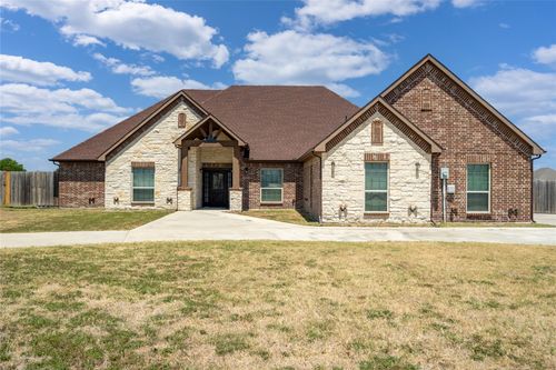 829 Meadow Lark Ln, Red Oak, TX, 75154-5403 | Card Image