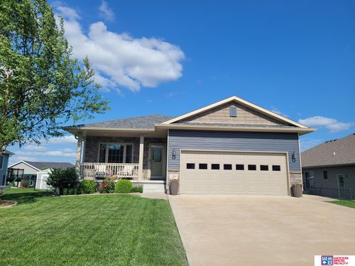 2364 N Columbia Ave, Seward, NE, 68434-9704 | Card Image