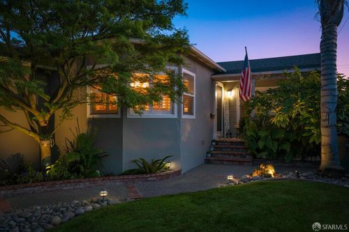1030 S Delaware St, San Mateo, CA, 94402-1840 | Card Image