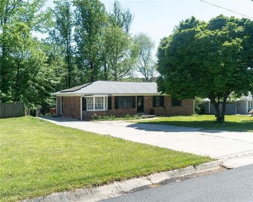 724 Camelot Way, Norcross, GA, 30071-3005 | Card Image