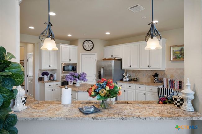 182 Emma Loop, House other with 4 bedrooms, 4 bathrooms and null parking in Austin TX | Image 10