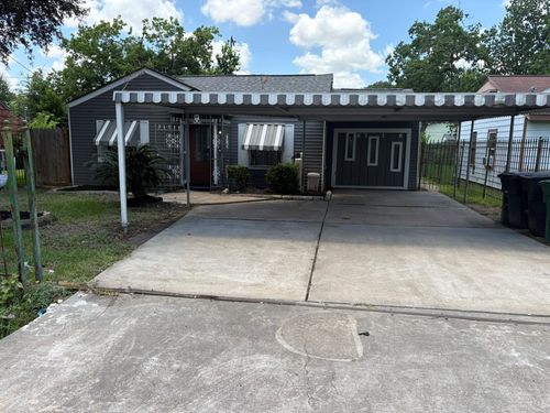 6716 Saint Augustine St, Houston, TX, 77021-4835 | Card Image