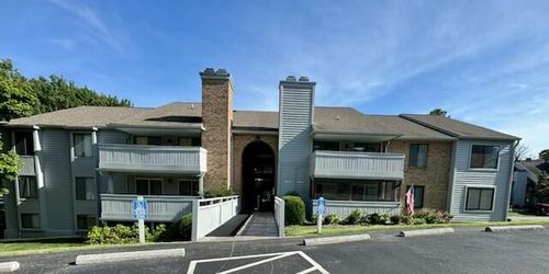 2523 Gatehouse Ln, Salem, VA, 24153-7412 | Card Image