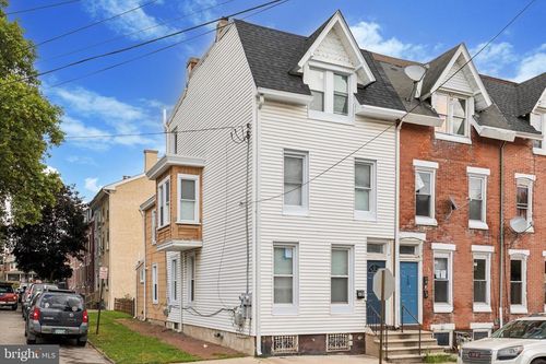 731 W Lafayette St, NORRISTOWN, PA, 19401-4524 | Card Image