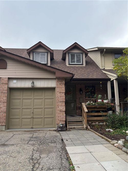 70 Grandridge Cres, Guelph, ON, N1H8G3 | Card Image