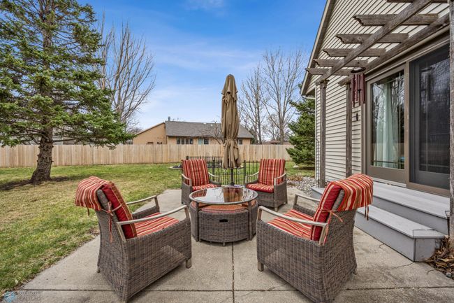 18X12' poured patio | Image 9