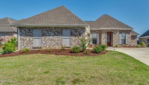 808 Glenwild Cir, Canton, MS, 39046-7062 | Card Image