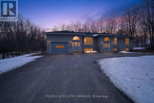 4 S Point Dr, Smiths Falls, ON, K7A4S5 | Card Image