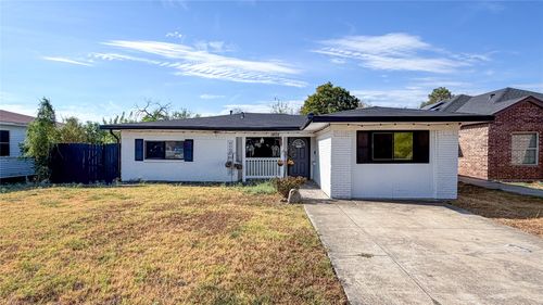 1805 El Paso St, Grand Prairie, TX, 75051-1321 | Card Image