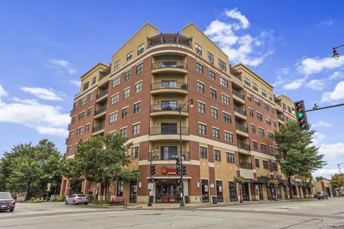 703-4953 Oakton St, Skokie, IL, 60077-5306 | Card Image