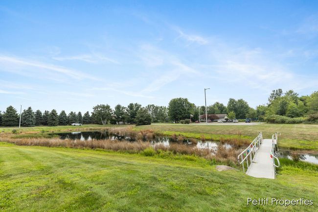 UNIT-32 - 5869 Crosswinds Dr, Condo with 2 bedrooms, 2 bathrooms and null parking in Norton Shores MI | Image 26