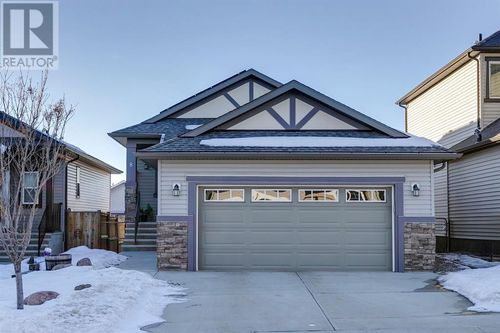 8 Drake Landing St, Okotoks, AB, T1S0P7 | Card Image