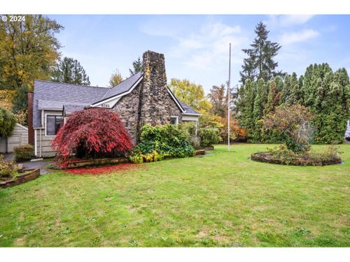 6085 Holmes St, WestLinn, OR, 97068 | Card Image