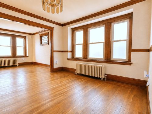 5 Taunton Ave, Boston, MA, 02136-6027 | Card Image