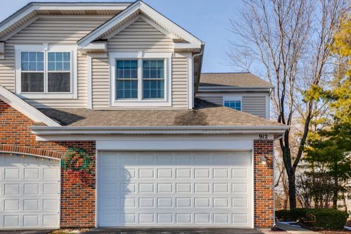 912 Highgate Ln, Grayslake, IL, 60030-4119 | Card Image