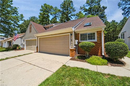 152 Spoon Ct, Yorktown, VA, 23693-5574 | Card Image