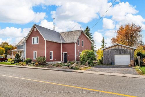 71 Main St, South Stormont, ON, K0C1Y0 | Card Image