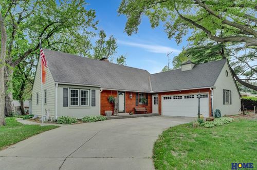 3001 O Reilly Dr, Lincoln, NE, 68502-5745 | Card Image